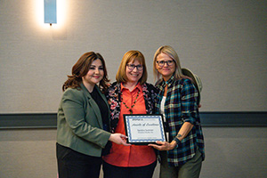 Diana Barsky (Deveraux Properties ), Sandra Sumner (Shindico), Janey Bridges (Bell MTS) (left to right) Diana Barsky (Deveraux Properties ), Sandra Sumner (Shindico), Janey Bridges (Bell MTS)